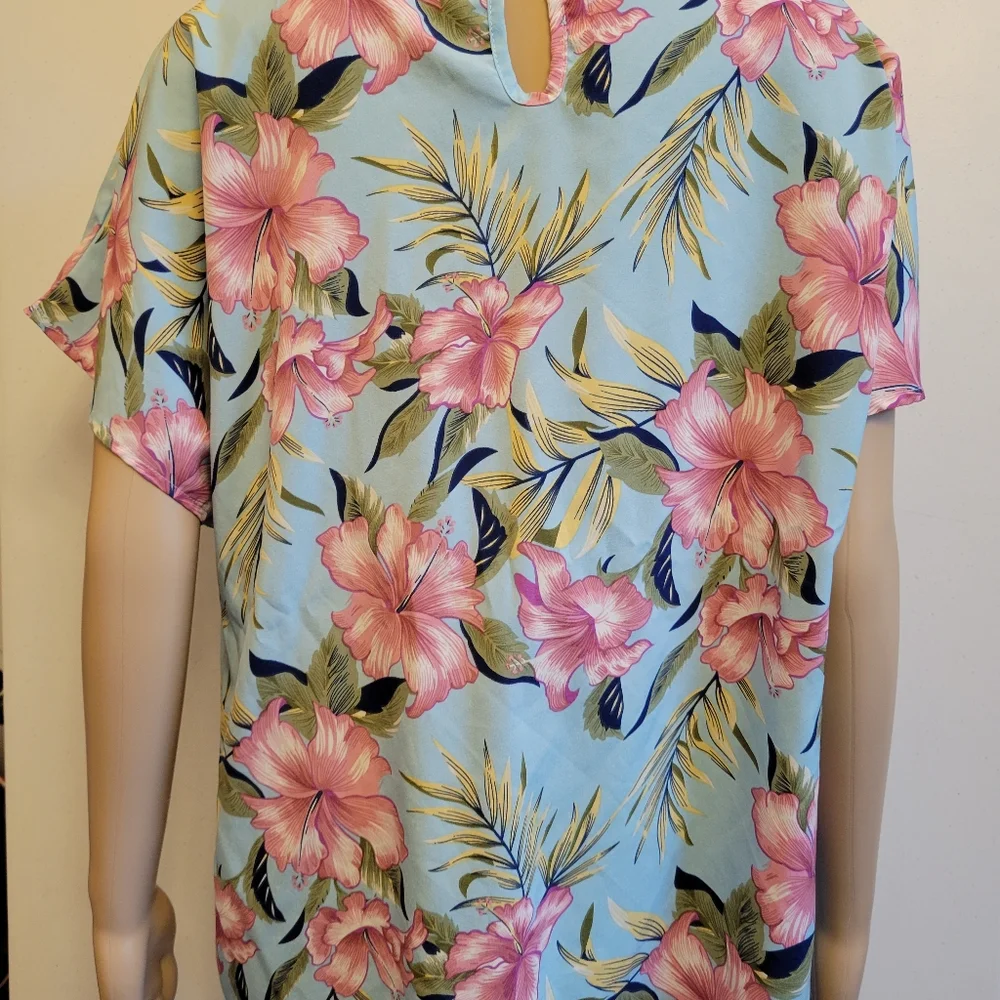 Top - Picture 4 of 4